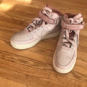 Nike Air Force 1 High Utility Sneaker